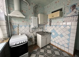 4-комнатная квартира на продажу, 62 м2, Крымск, Комсомольская улица, 20