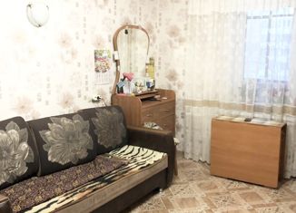 Продаю комнату, 57.6 м2, Казань, улица Академика Глушко, 43, Советский район