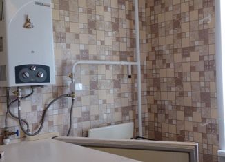 2-комнатная квартира на продажу, 45 м2, поселок Углеуральский, 2-я Коммунистическая улица, 89Б