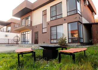 Продажа дома, 240 м2, село Высокое, Афипская улица, 24В/3