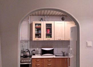 Трехкомнатная квартира на продажу, 59.7 м2, Химки, улица Родионова, 9