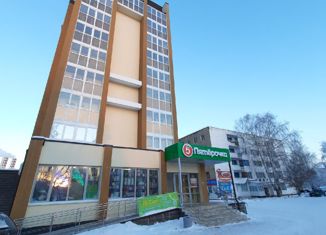 Продам 1-ком. квартиру, 38 м2, Туймазы, улица Мичурина, 17
