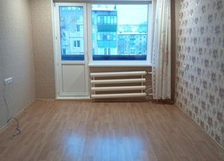 Продаю 1-ком. квартиру, 31.2 м2, поселок городского типа Джалиль, улица Ахмадиева, 25