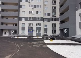 Продается 3-комнатная квартира, 92.4 м2, Оренбургская область, улица Автомобилистов, 15