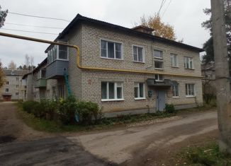 Продается трехкомнатная квартира, 66.3 м2, посёлок Сосновый, посёлок Сосновый, 12