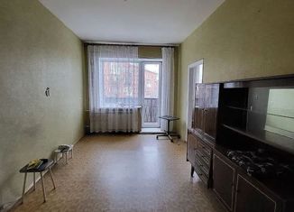 Продается 2-комнатная квартира, 42.6 м2, Кемерово, улица Дзержинского, 8