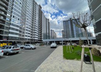 Продам двухкомнатную квартиру, 66 м2, Краснодар, Адмиралтейский бульвар, 3к3, микрорайон Россинского