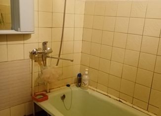 Продаю 1-комнатную квартиру, 34.4 м2, Кыштым, улица Юлии Ичевой, 177