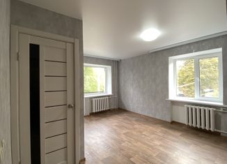 Продажа 1-комнатной квартиры, 30 м2, Михайловка, улица Серафимовича, 3