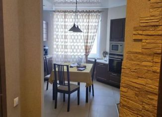 Продаю 3-ком. квартиру, 61.2 м2, Екатеринбург, Ферганская улица, 5, Ферганская улица