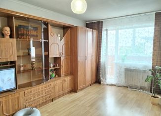 Продается 1-ком. квартира, 30 м2, Невьянск, улица Ленина, 11