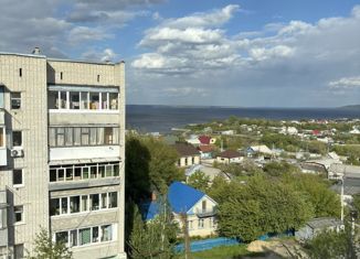 Продаю 2-комнатную квартиру, 47.1 м2, Новоульяновск, Заводская улица, 6Б