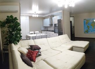 Двухкомнатная квартира в аренду, 78 м2, Чувашия, улица Константина Иванова, 71