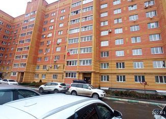 Продаю 1-комнатную квартиру, 42 м2, Марий Эл, Красноармейская улица, 122Б