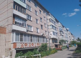 Продается трехкомнатная квартира, 57.8 м2, посёлок городского типа Лесной, Советская улица, 2