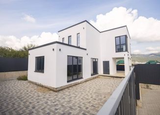 Продам дом, 210 м2, Новороссийск, улица Генерала Ткачёва, 3А