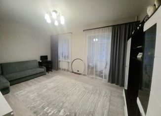 Продается 2-комнатная квартира, 50 м2, Нижний Новгород, улица Страж Революции, 32, метро Буревестник