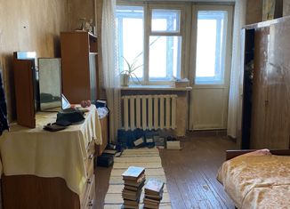 Продается 4-комнатная квартира, 61.2 м2, Омутнинск, улица Юных Пионеров, 27