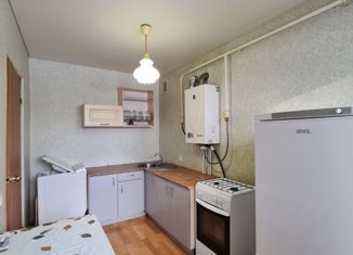 Продается 1-комнатная квартира, 32.3 м2, Уфа, улица Якуба Коласа, 135, Дёмский район