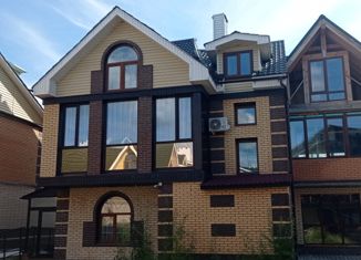 Дом на продажу, 200 м2, поселок Новая Разводная, Земляничная улица, 6