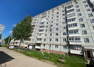 Продаю 3-ком. квартиру, 66.7 м2, Коми, проспект Бумажников, 40