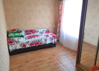 Продаю двухкомнатную квартиру, 24 м2, Азов, Севастопольская улица, 111