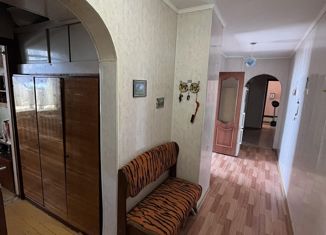 Продается трехкомнатная квартира, 63 м2, Курган, улица Пушкина, 201, жилой район Центральный