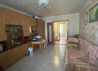 Продается трехкомнатная квартира, 64.6 м2, поселок городского типа Приютово, Вокзальная улица, 6