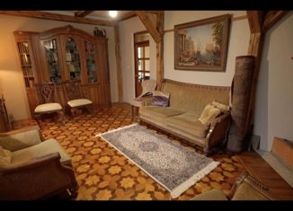 Продаю таунхаус, 400 м2, посёлок городского типа Сириус, улица Трубачева