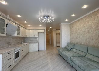 Двухкомнатная квартира на продажу, 75 м2, Саратовская область, улица Калинина, 5А