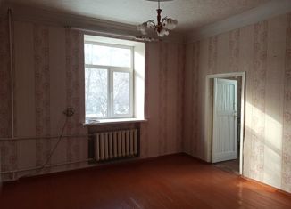 Продается двухкомнатная квартира, 44.2 м2, Михайловка, улица Коммуны, 150