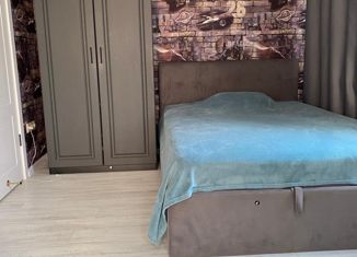 Продам трехкомнатную квартиру, 79 м2, Ростов-на-Дону, Пролетарский район, улица Вересаева, 101/4