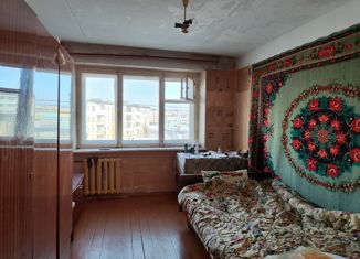 Продажа 2-комнатной квартиры, 47.8 м2, Мурманская область, улица Мира, 11