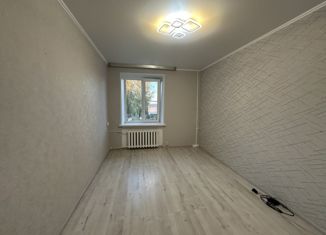 Продаю трехкомнатную квартиру, 71.5 м2, Вязьма, улица Репина, 11