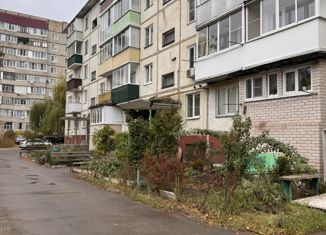 Продается 2-комнатная квартира, 47 м2, Котовск, улица Посконкина, 16А