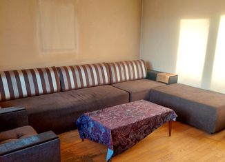 Продаю четырехкомнатную квартиру, 74.8 м2, Челябинск, Российская улица, 196, Центральный район