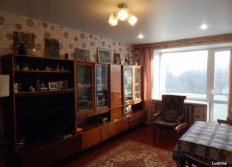 Продаю 1-комнатную квартиру, 30 м2, Котельнич, улица Пушкина, 18