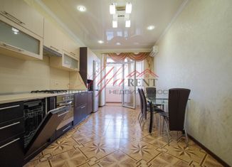 Сдается в аренду двухкомнатная квартира, 69.7 м2, Ставрополь, улица Лермонтова, 199, микрорайон №5
