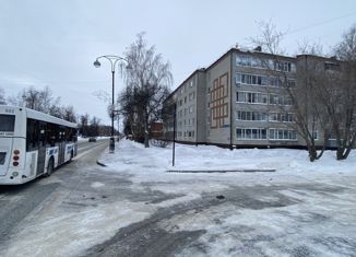 Продажа 4-комнатной квартиры, 76.9 м2, Тобольск, улица Семёна Ремезова, 45