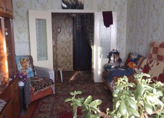 Продам 2-ком. квартиру, 52 м2, Сосновоборск, улица 9 Пятилетки, 19