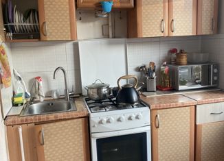 Продается 2-ком. квартира, 49 м2, Санкт-Петербург, Искровский проспект, 31, метро Улица Дыбенко