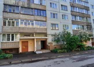 Продается 2-комнатная квартира, 54 м2, Псковская область, Мурманская улица, 2к2