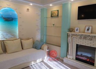 Продам двухкомнатную квартиру, 46.4 м2, посёлок городского типа Партенит, улица Победы, 18