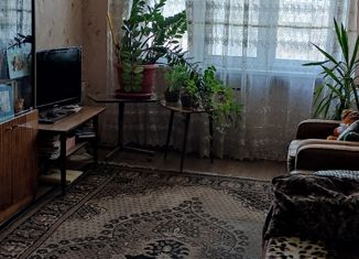 Продам трехкомнатную квартиру, 64.6 м2, Челябинск, Тракторозаводский район, улица Комарова, 135