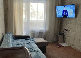 Двухкомнатная квартира на продажу, 47 м2, Арсеньев, Ленинская улица, 12А
