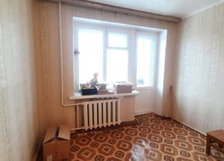 Продам 2-комнатную квартиру, 44 м2, Белебей, улица Революционеров, 6