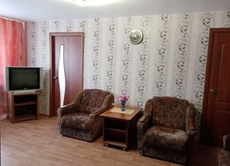 Сдаю 2-ком. квартиру, 45 м2, Новомосковск, улица Куйбышева, 24