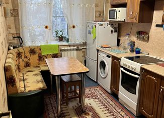 Сдам 2-ком. квартиру, 54 м2, Барнаул, улица Малахова, 54