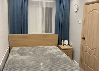 Продаю двухкомнатную квартиру, 41.2 м2, Кировск, улица Мира, 3