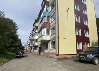 Продажа 4-ком. квартиры, 60.7 м2, Петропавловск-Камчатский, проспект Циолковского, 19